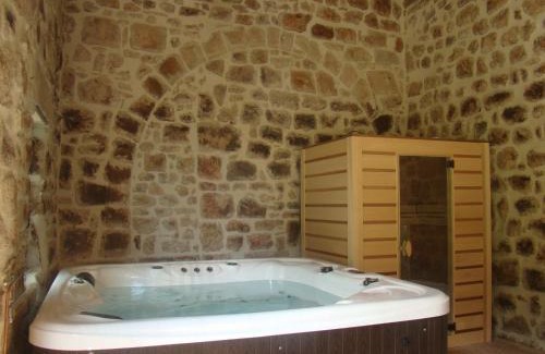 Sanilhac Casa | La Castanea Gîte de charme