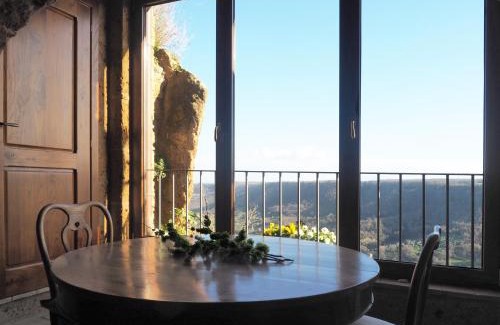 Civita di Bagnoregio Casa | La Cava - Palazzo Pallotti