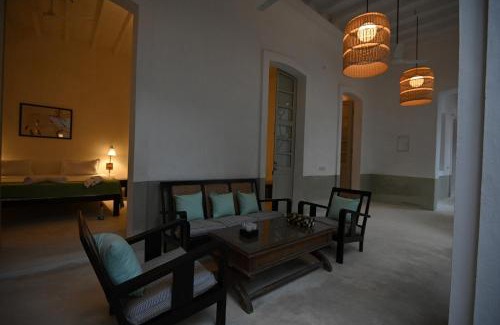 White Town Cama Y Desayuno | La Cedille - French Heritage House