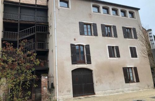 Cahors Old Town Apartamento | La Chantrerie Saint Priest