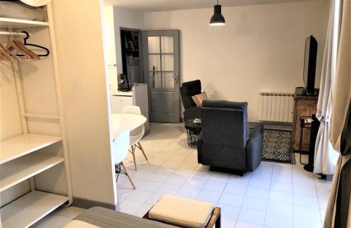 Cahors Old Town Apartamento | La Chantrerie Saint Priest