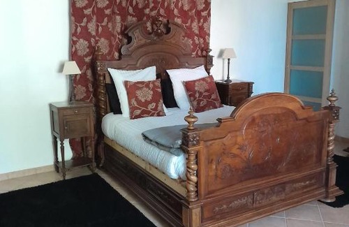 Saint-Leger Cama Y Desayuno | La Charentaise des Lilas