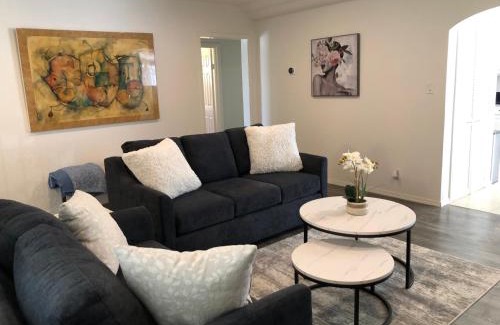 North Hollywood Casa | LA Charm