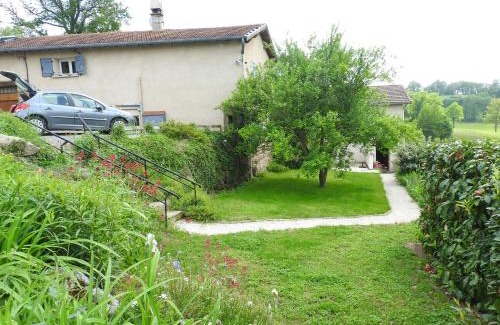 Haute-Rivoire Casa | La Charmatière