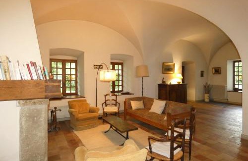 Le Pin Casa | LA CHARTREUSE DE LA SYLVE BÉNITE family home