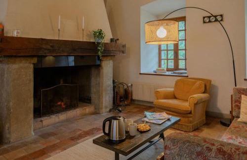 Le Pin Casa | LA CHARTREUSE DE LA SYLVE BÉNITE family home