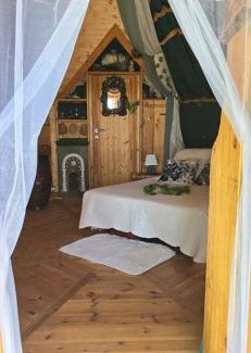 Servas Cama Y Desayuno | La Chaumière magique des Elfes et son escape game