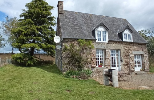 Sourdeval Casa | La Chaumière, Séjour Paisible