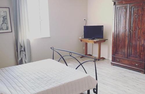 Montichiari Cama Y Desayuno | LA CHIUSA Bed and Breakfast