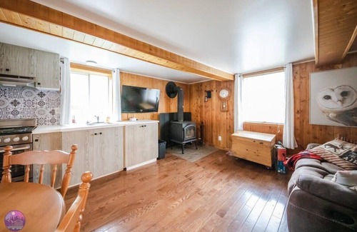 Chertsey Casa | La Chouette | hot tub | sauna | dogfriendly