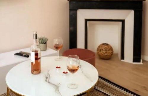 Anatole France Danton Apartamento | La Chrysalide