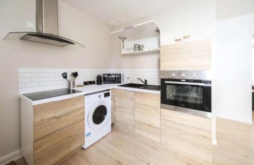 Anatole France Danton Apartamento | La Chrysalide