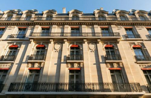 Champs-Elysees Hotel | La Clef Champs-Élysées Paris by The Crest Collection