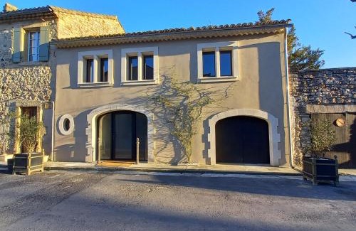 Arpaillargues-et-Aureillac Casa | La Closerie du Château