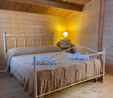 Montescaglioso Chalet De Esquí | La Club House