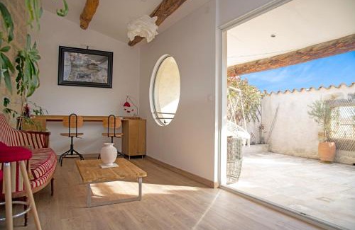 Pezenas Apartamento | La Comédie de Pézenas - Appartements