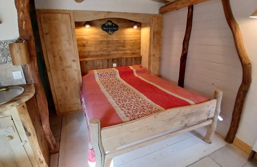 Bagnac-sur-Cele Cabina | La Comté "Where the frogs sing