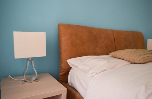 Sarnico Cama Y Desayuno | La Contrada