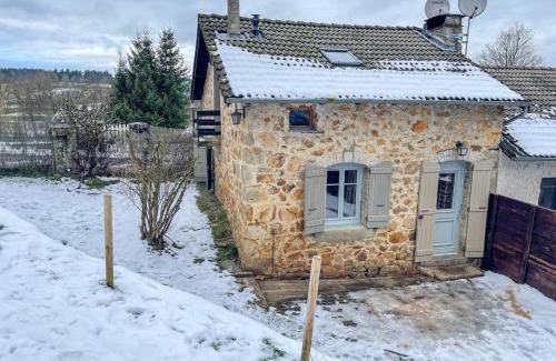 Chenereilles Casa | La Coquette du Bois - Wifi, Cosy, Familial, Calme, Bord de forêt