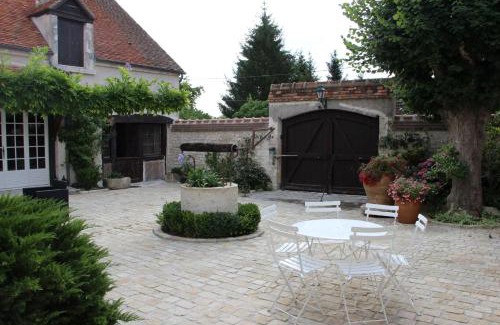 Meung-sur-Loire Cama Y Desayuno | LA CORMELLERIE