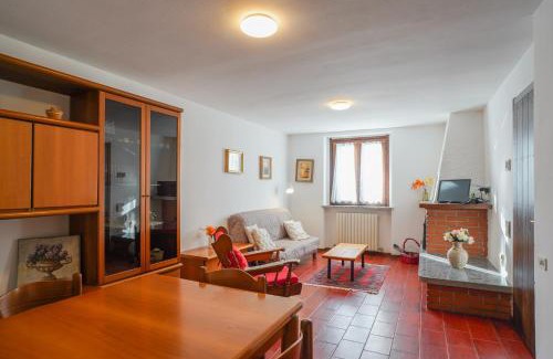 Cassina Valsassina Apartamento | La Corte Antica