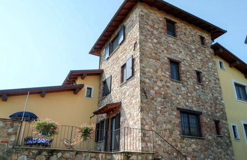 Castana Casa | La Corte Bricca (Trilo Torretta) by Interhome