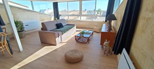 Libourne Apartamento | La Costa Bella
