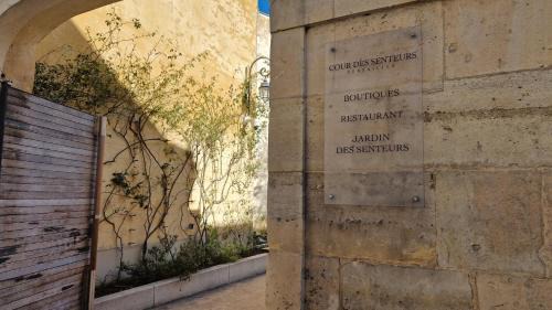 Saint-Louis Apartamento | La Cour Des Senteurs/F2 Château de Versailles