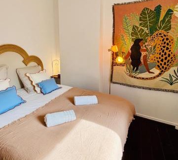 Hotel de Ville - Quinconces Apartamento | La Cour Dudon - Amazing & central appartment in Bordeaux