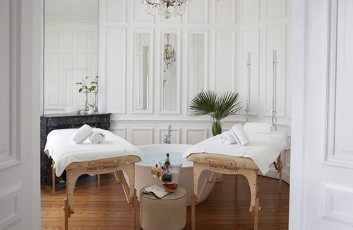 Grand Parc-Paul Doumer Cama Y Desayuno | La Course Maison D'Hôtes de Luxe