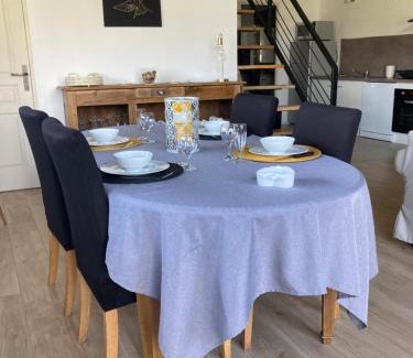 Sainte-Gemme Casa | « La Crécerelle » spacieux gîte contemporain entre Tarn et Aveyron