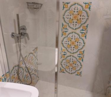 Riomaggiore Casa | la croce dei templari - very central with parking -
