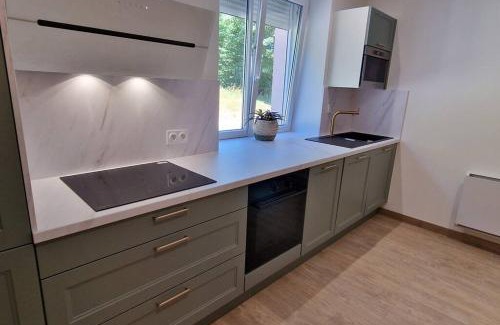 Cravanche Apartamento | La Dame - Parking Privé GRATUIT Proche GE Alstom & Centre-Ville