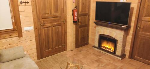 Cobisa Casa | La Dehesilla de Toledo Escapada Romántica Jacuzzi Sillón Tántrico