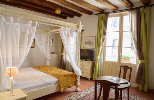 Loches Cama Y Desayuno | La Demeure Saint-Ours