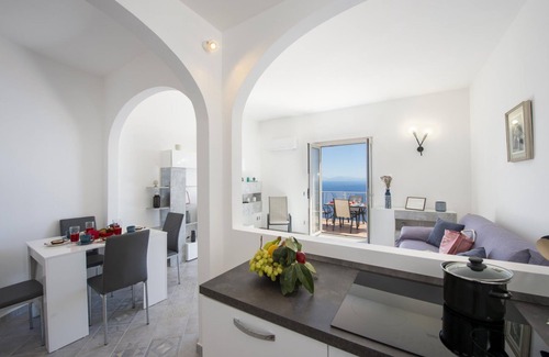 Praiano Casa | La Dimora di Euribia - Suspended Between sky and sea
