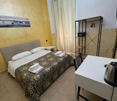 Naples City Centre Cama Y Desayuno | LA dimora di re Ferdinando