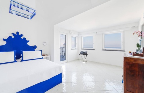 Praiano Cama Y Desayuno | La Divina Amalfi Coast