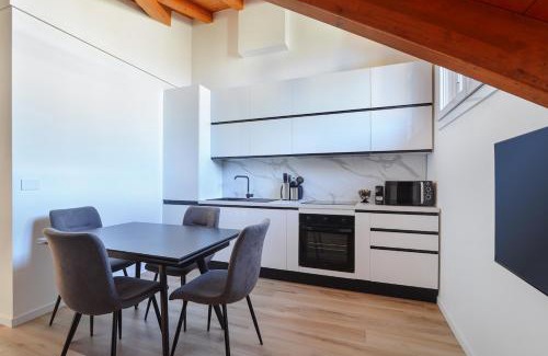 Vittuone Apartamento | La Divina Mansarda di Milano