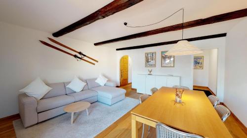 Samedan Apartamento | La Dmura