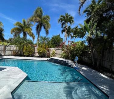 Poinsettia Heights Apartamento | La Dolce Villa