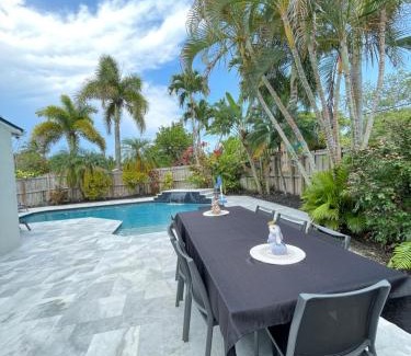 Poinsettia Heights Apartamento | La Dolce Villa
