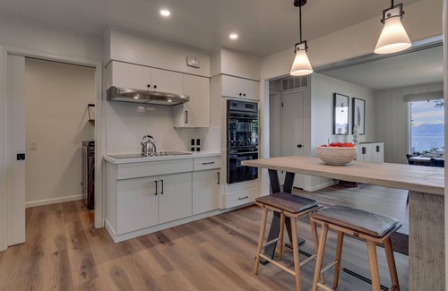 Tahoma Casa | La Dolce Vita – Lakefront, Buoy, Pool Table & Boathouse Deck
