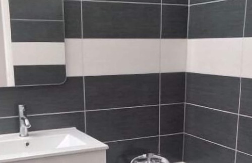 Dufau-Tourasse Apartamento | La Dolce Vita Studio Cosy Avec Balcon Wifi Fibre