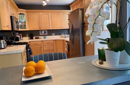 Encino Casa | LA - Encino Bungalow dulce estancia a largo plazo