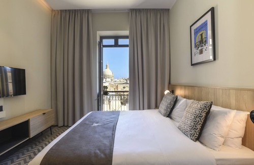 Valletta Hotel | La Falconeria Hotel