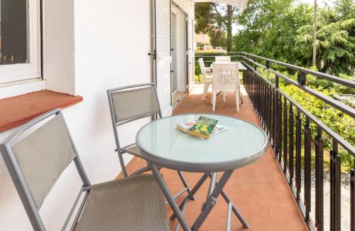 Llanca Apartamento | La Farella 60 - Apartamento con balcón