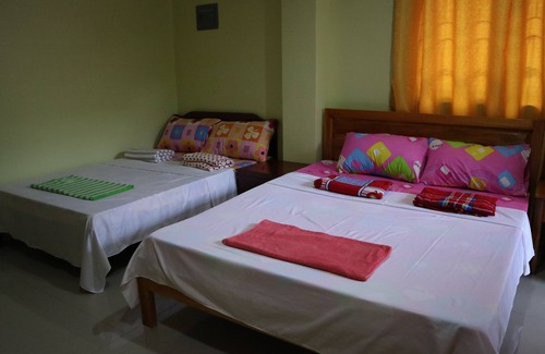 Oslob Casa | La Fela Pension House