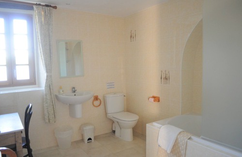 Montpezat-de-Quercy Casa | Hermosa casa de la granja Quercy Blanc. Jardín privado y piscina. 2-6 personas