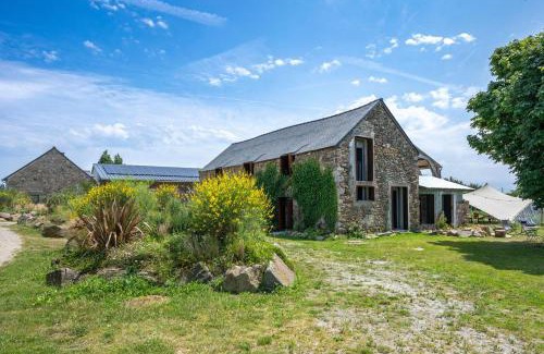 Lancieux Cama Y Desayuno | La Ferme du golf, gîte atypique et artistique